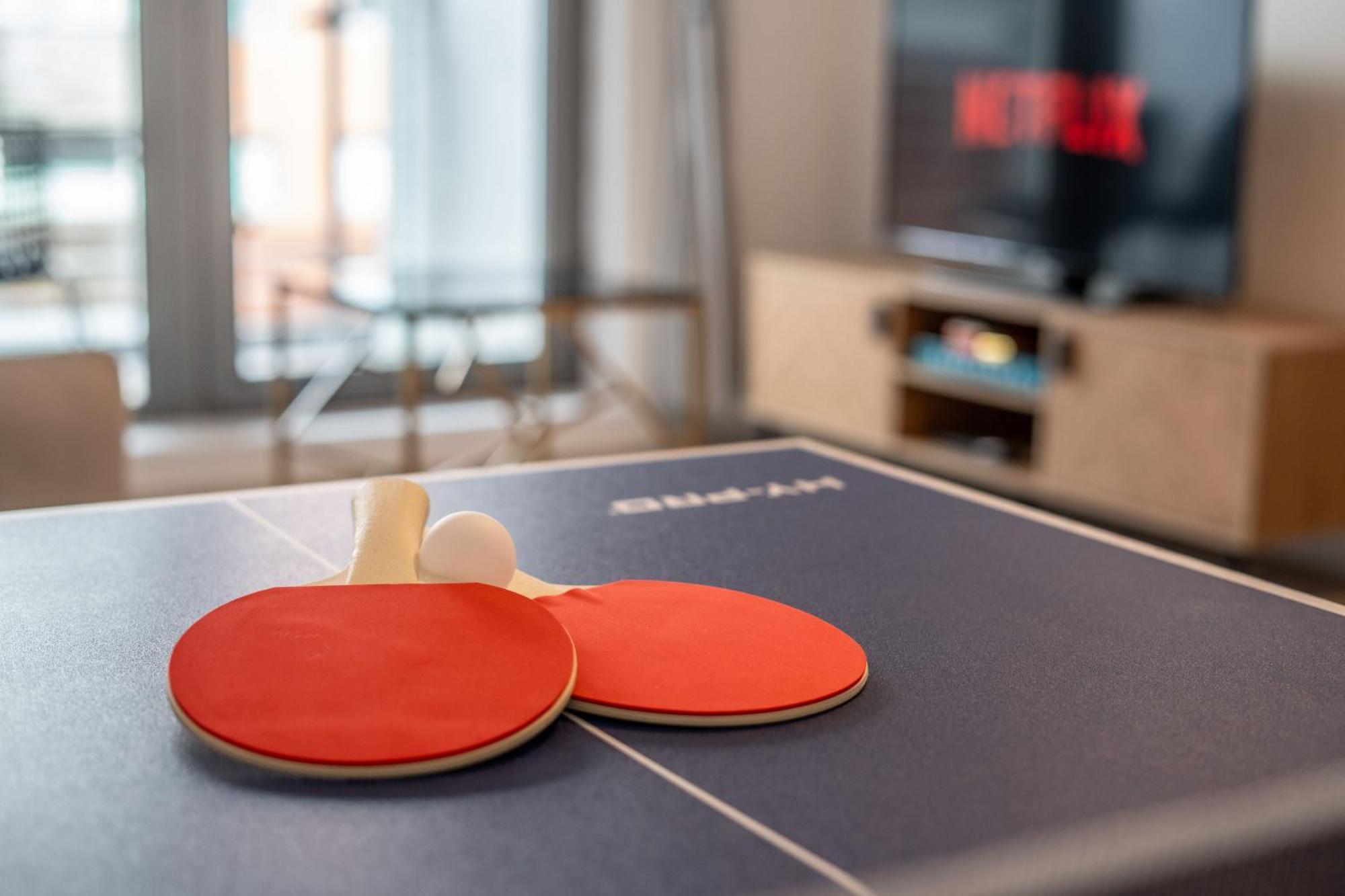 Central Suite Near Mailbox, King Bed, Ping Pong, Netflix, Sleeps 4 Бирмингам Екстериор снимка