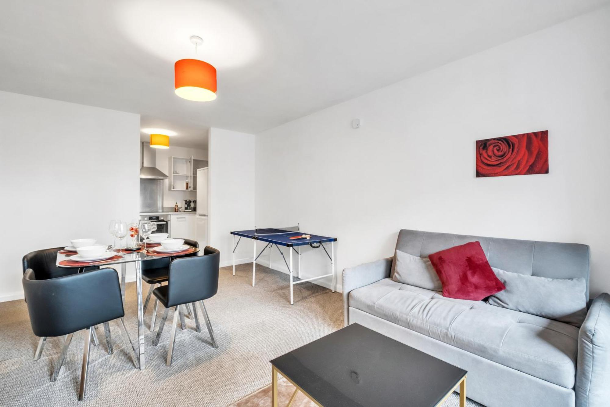 Central Suite Near Mailbox, King Bed, Ping Pong, Netflix, Sleeps 4 Бирмингам Екстериор снимка