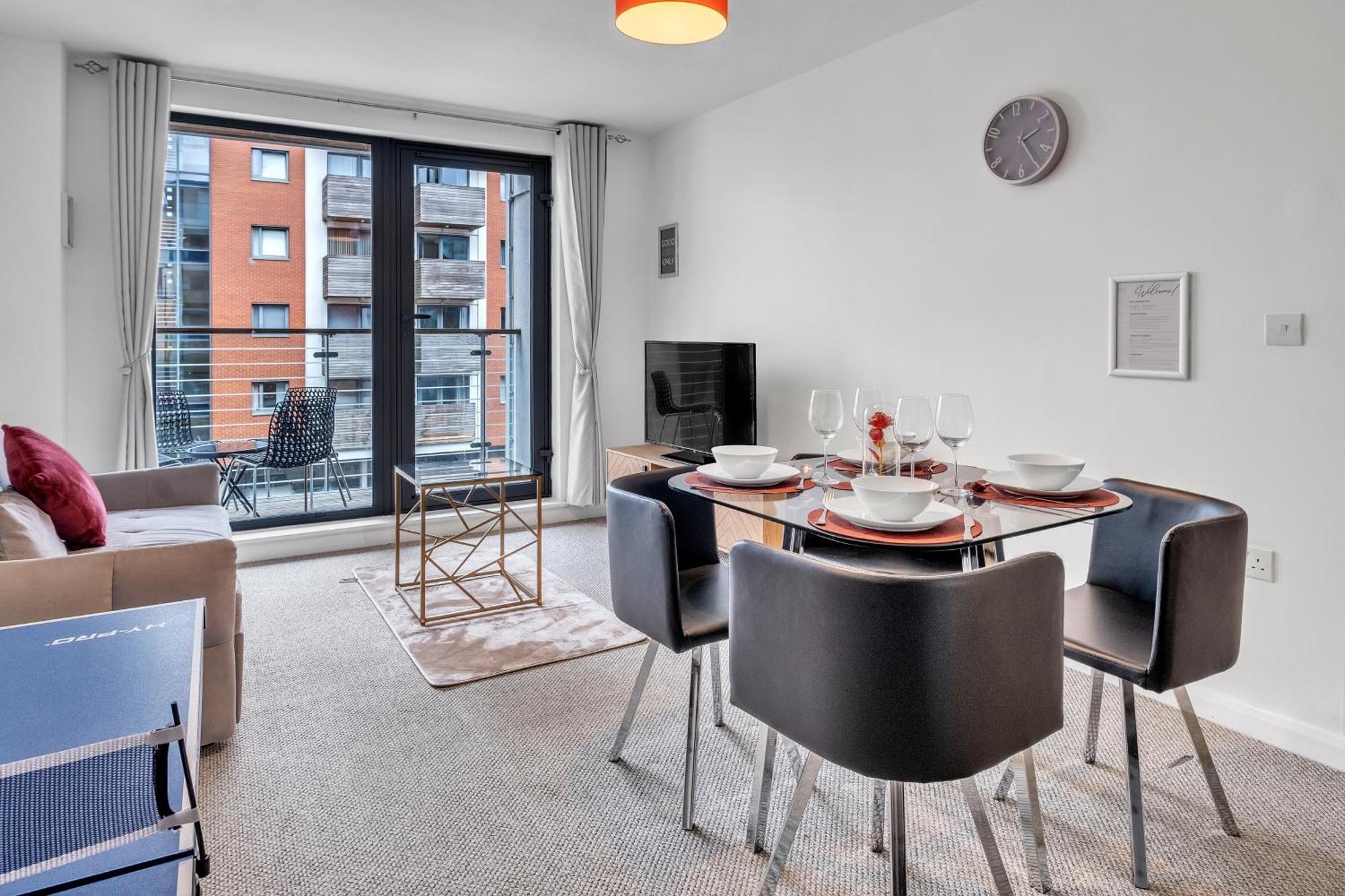 Central Suite Near Mailbox, King Bed, Ping Pong, Netflix, Sleeps 4 Бирмингам Екстериор снимка